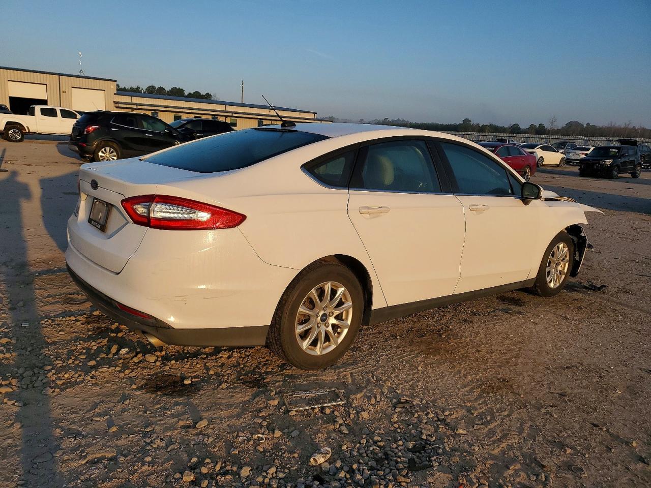2015 FORD FUSION S photo 3