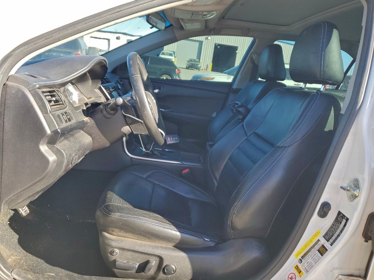 2016 TOYOTA CAMRY LE photo 7