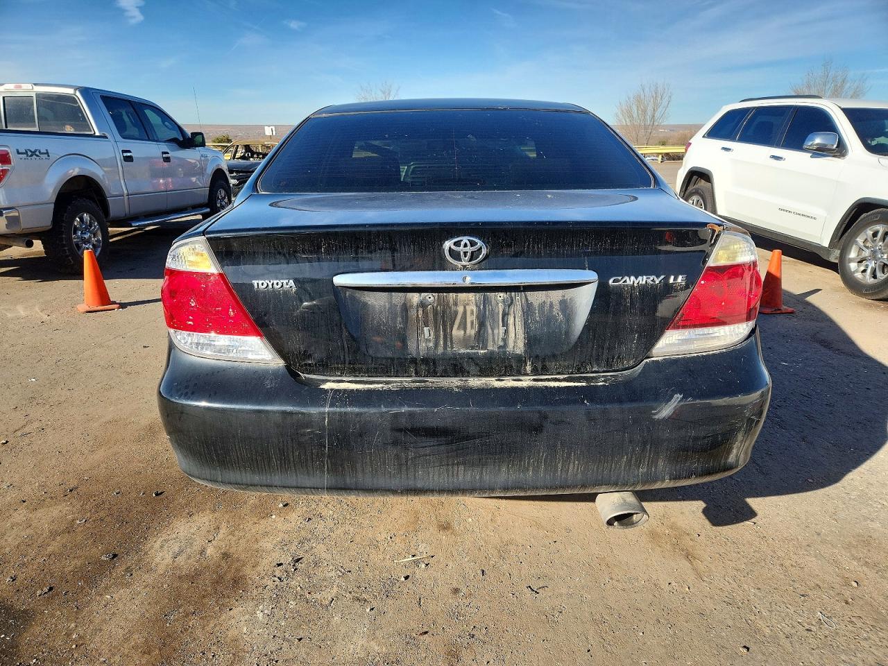 2005 TOYOTA CAMRY LE photo 6
