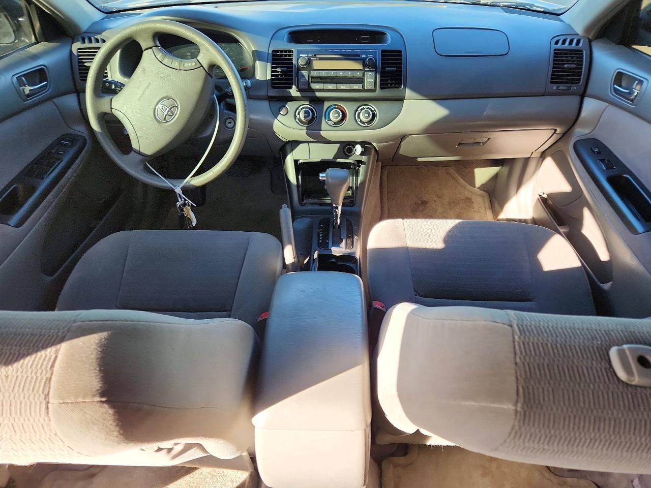 2005 TOYOTA CAMRY LE photo 8