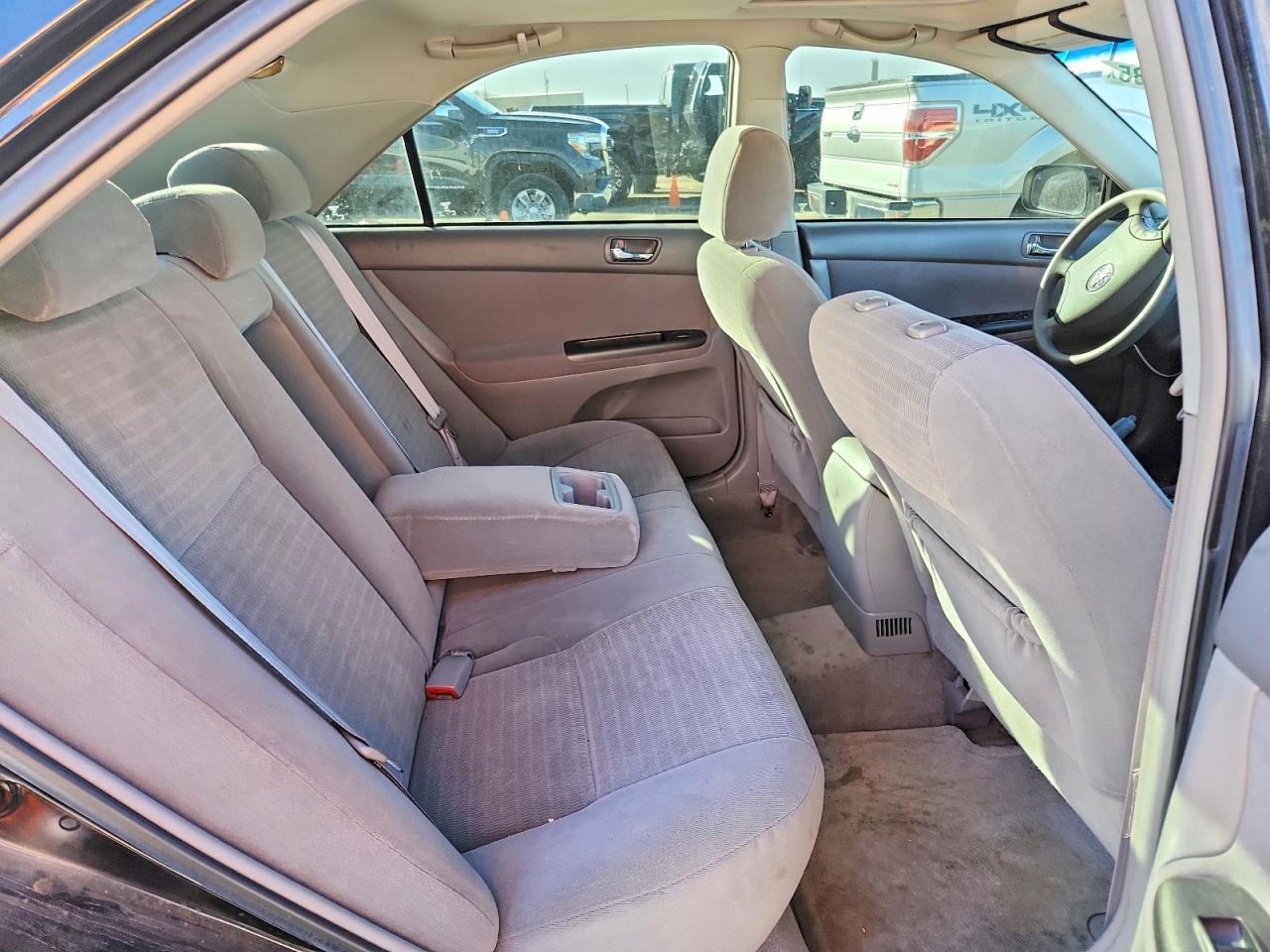 2005 TOYOTA CAMRY LE photo 10
