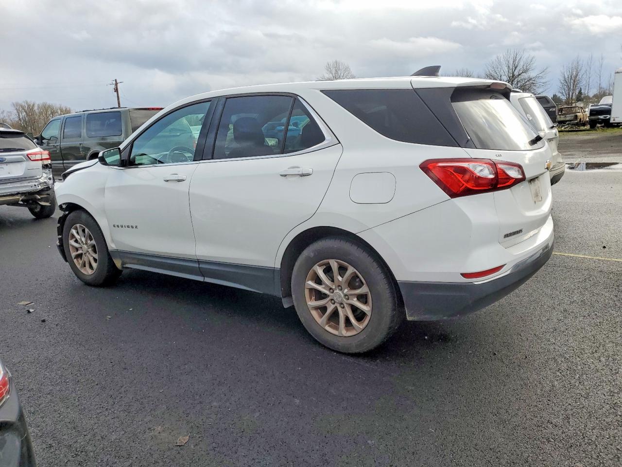 2018 CHEVROLET EQUINOX LT photo 3