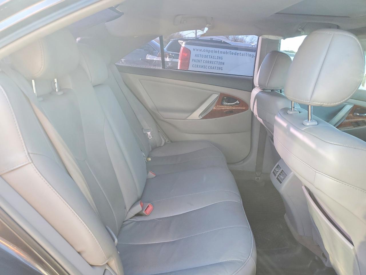 2009 TOYOTA CAMRY SE photo 10