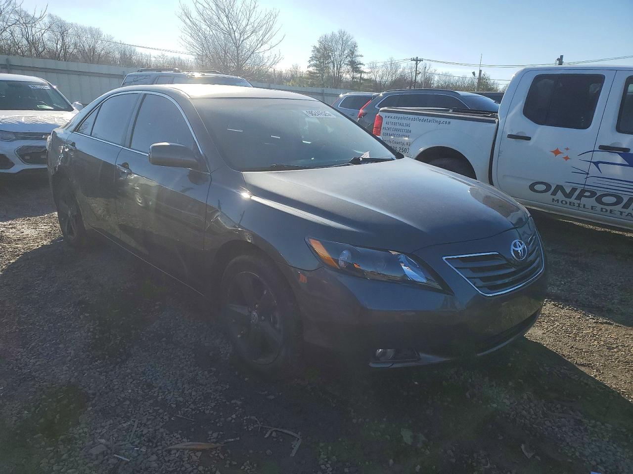 2009 TOYOTA CAMRY SE photo 4