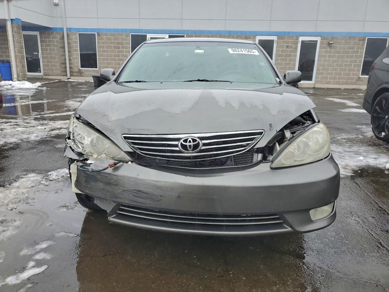 2006 TOYOTA CAMRY LE photo 5