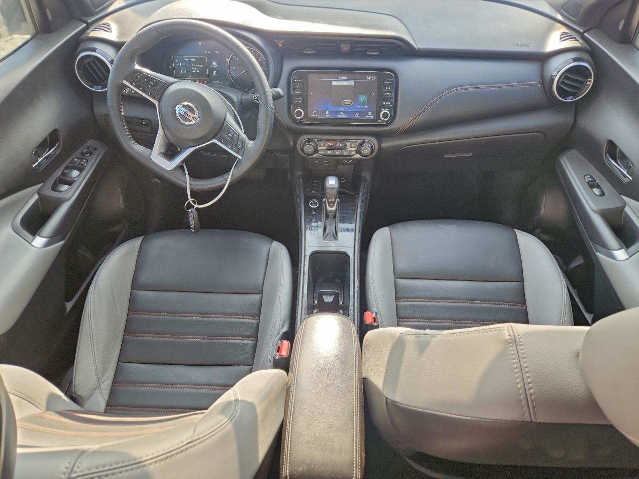 2021 NISSAN KICKS SR photo 8