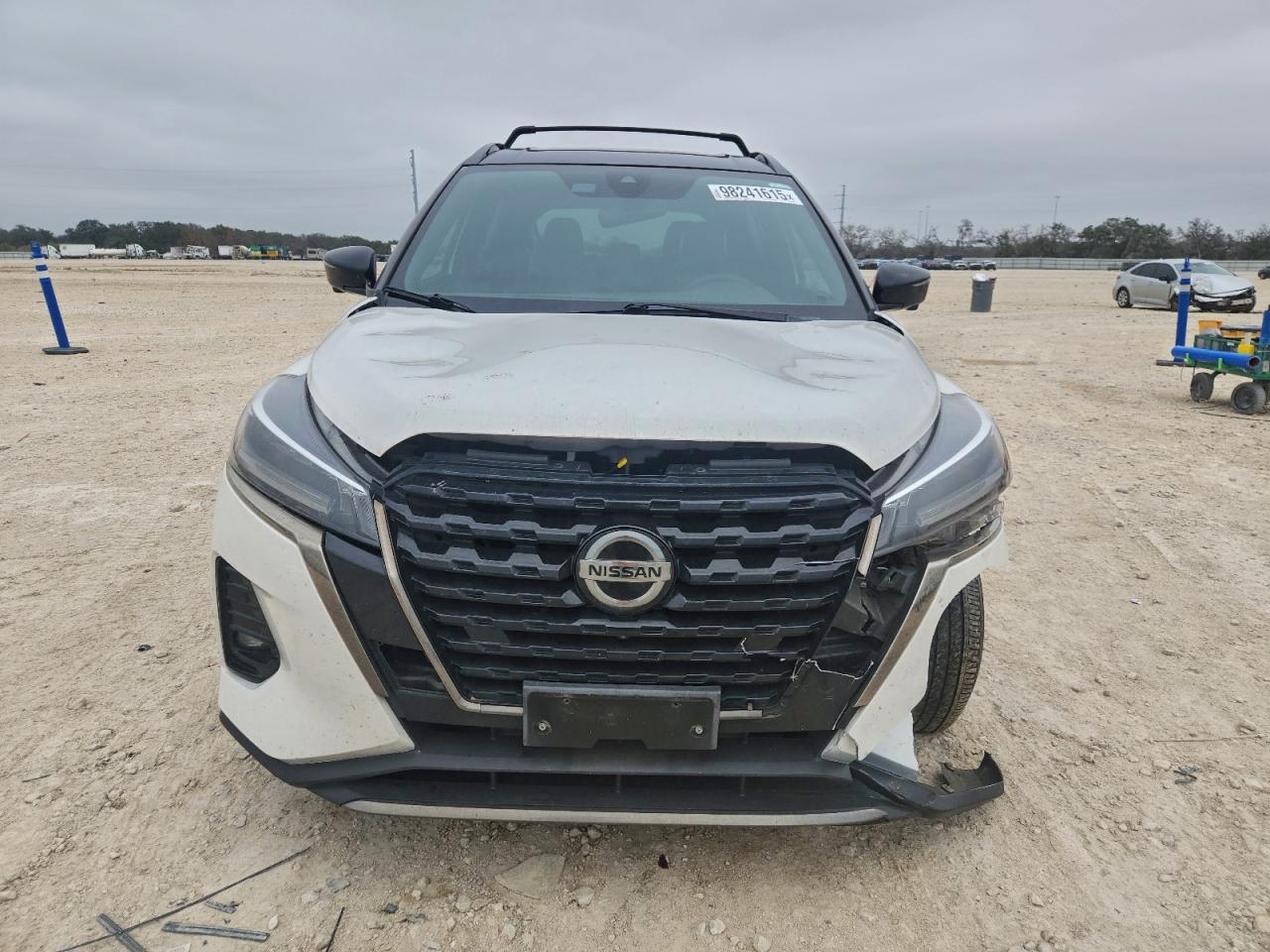 2021 NISSAN KICKS SR photo 5