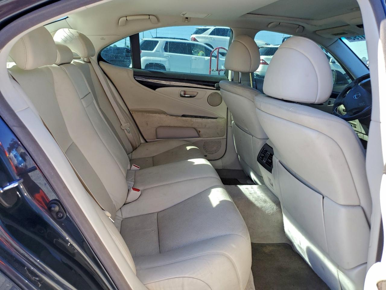 2007 LEXUS LS 460 photo 10
