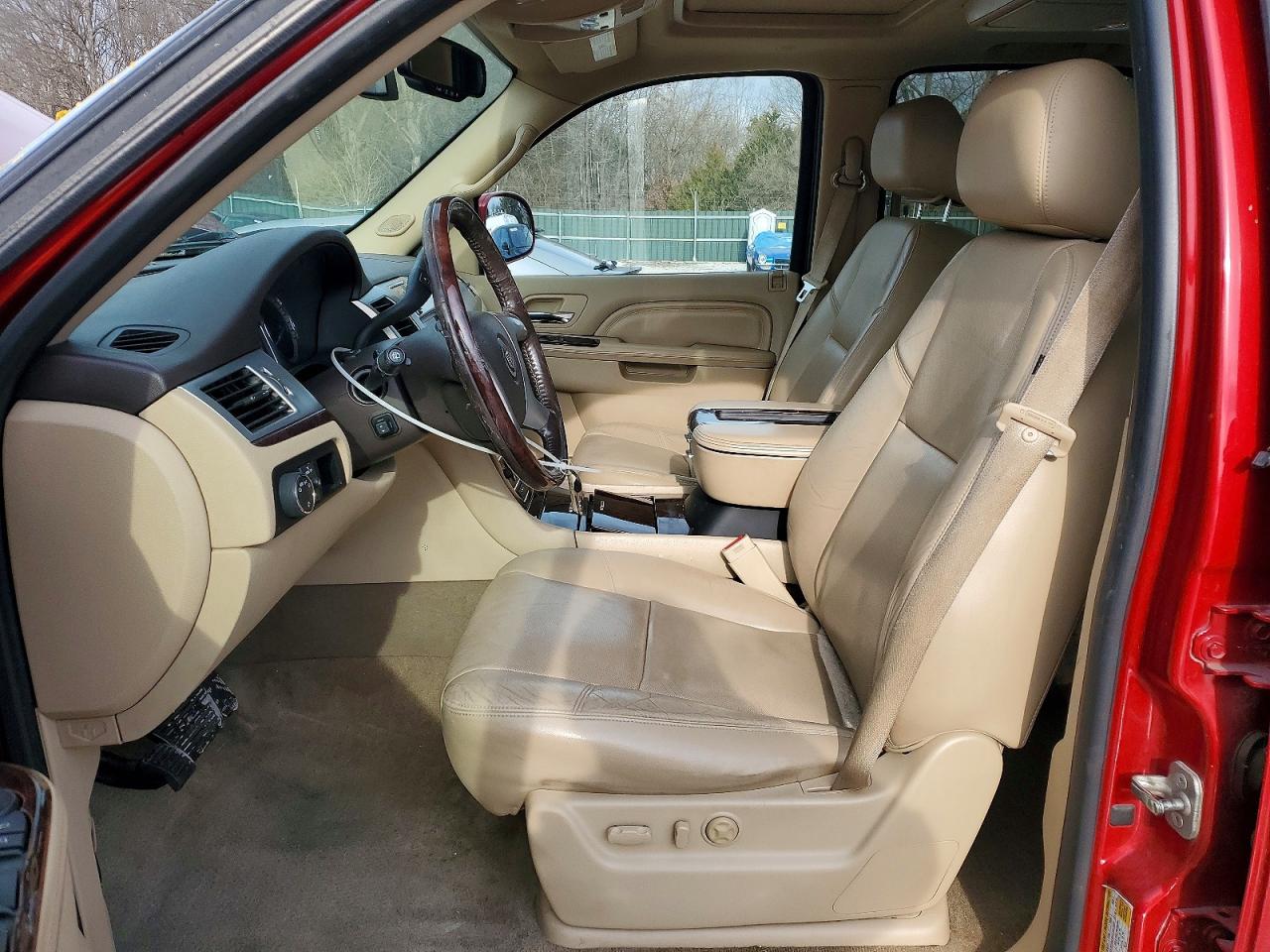 2012 CADILLAC ESCALADE PREMIUM photo 7