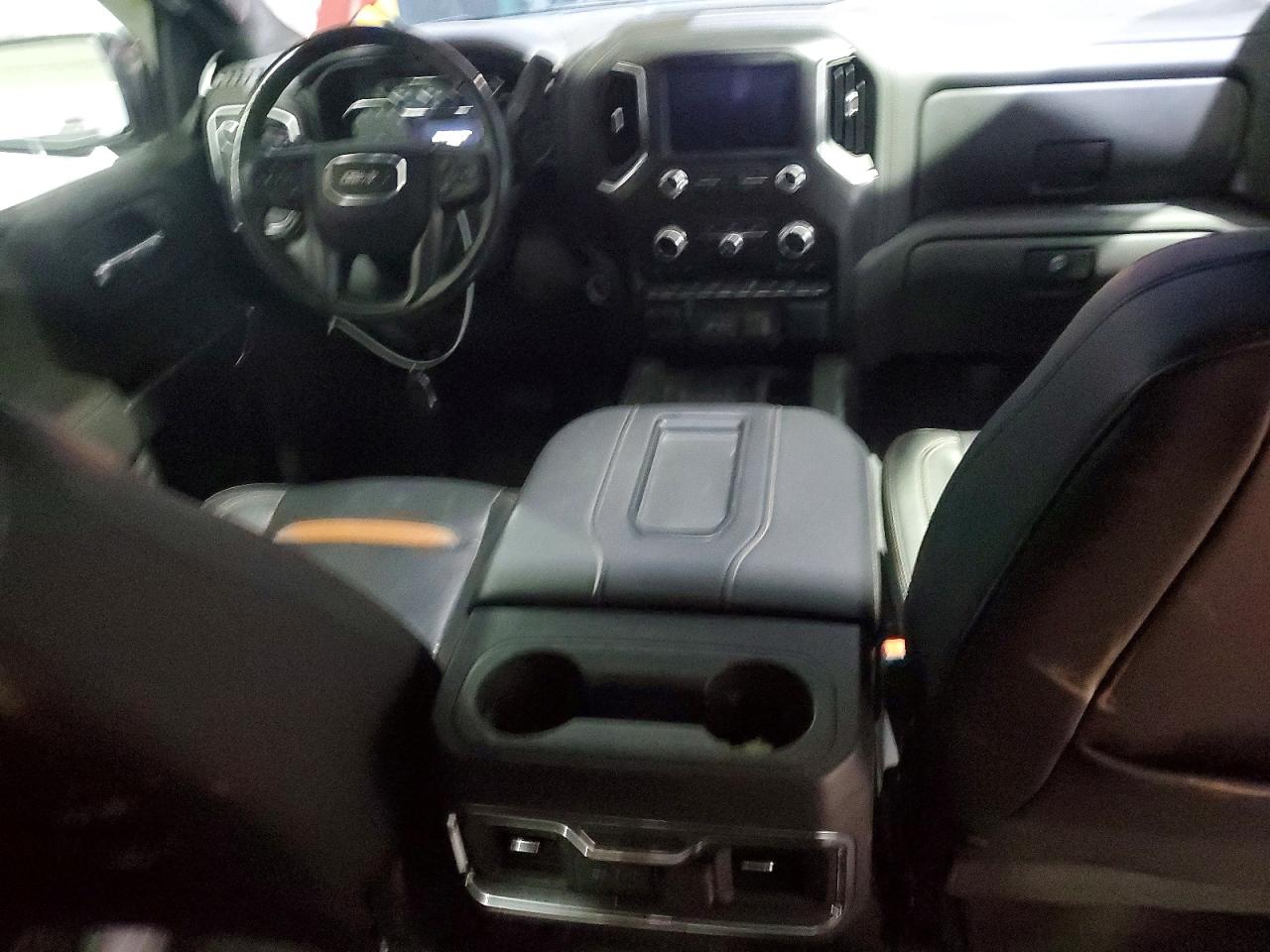 2020 GMC SIERRA K1500 AT4 photo 8