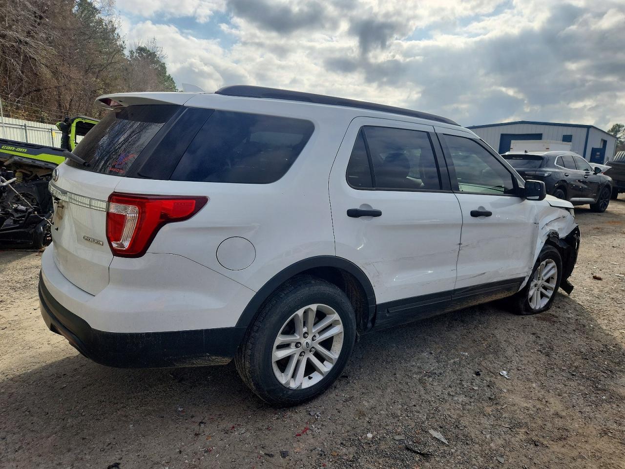 2016 FORD EXPLORER photo 3