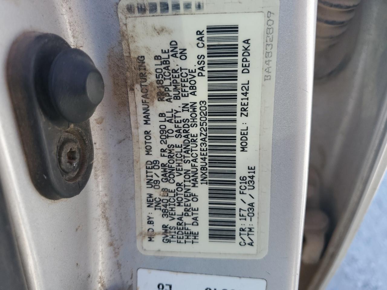 2010 TOYOTA COROLLA BASE photo 13