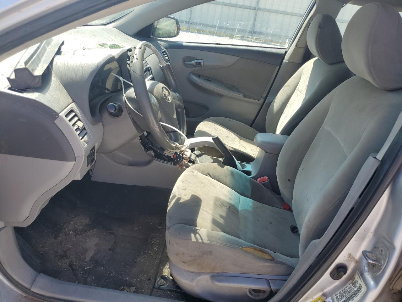 2010 TOYOTA COROLLA BASE photo 7