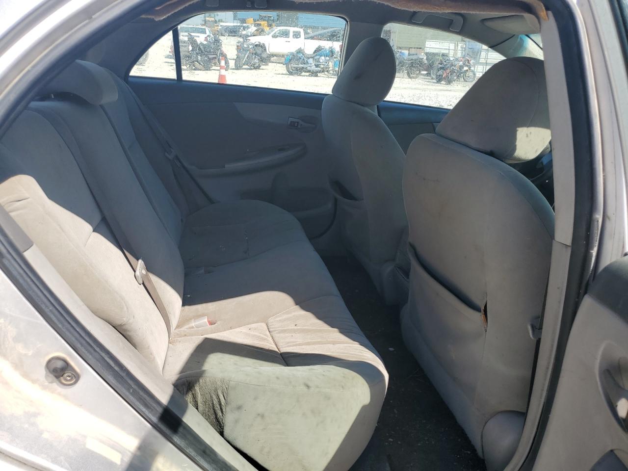 2010 TOYOTA COROLLA BASE photo 10