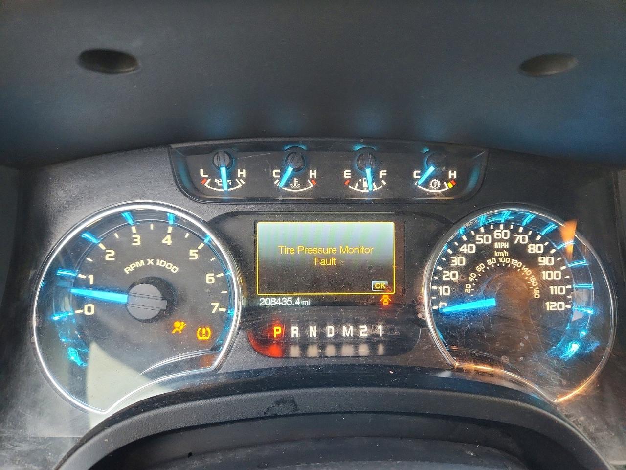 2011 FORD F150 SUPERCREW photo 9