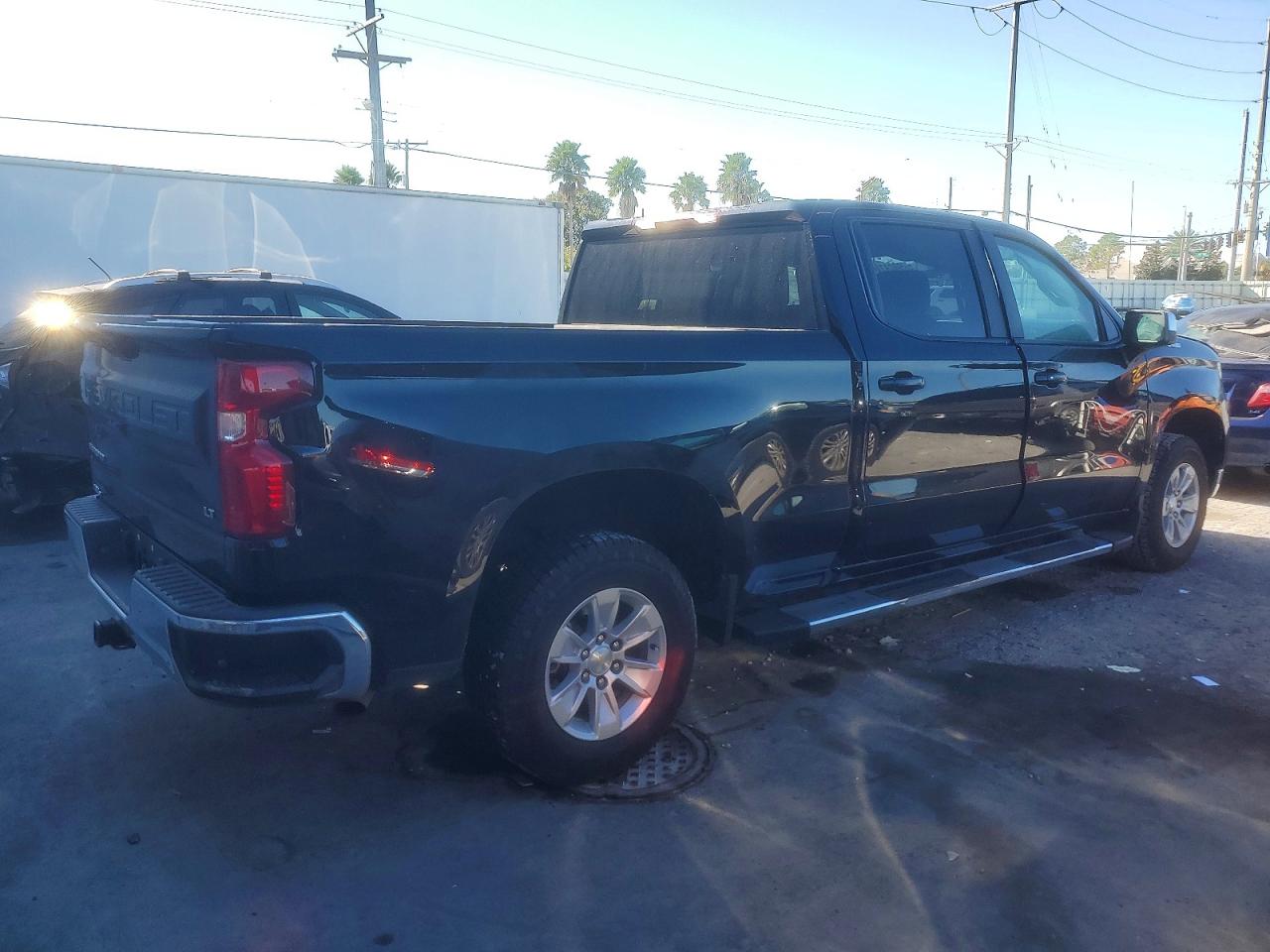 2024 CHEVROLET SILVERADO C1500 LT photo 3