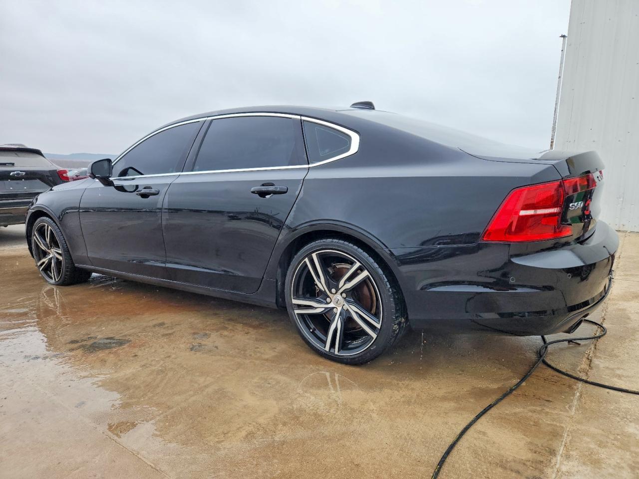 2018 VOLVO S90 T5 MOMENTUM photo 2