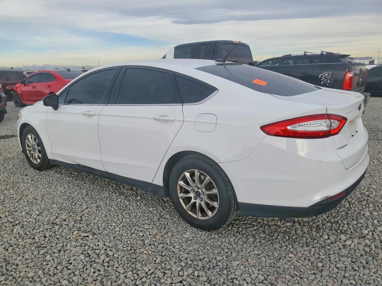 2015 FORD FUSION S photo 2