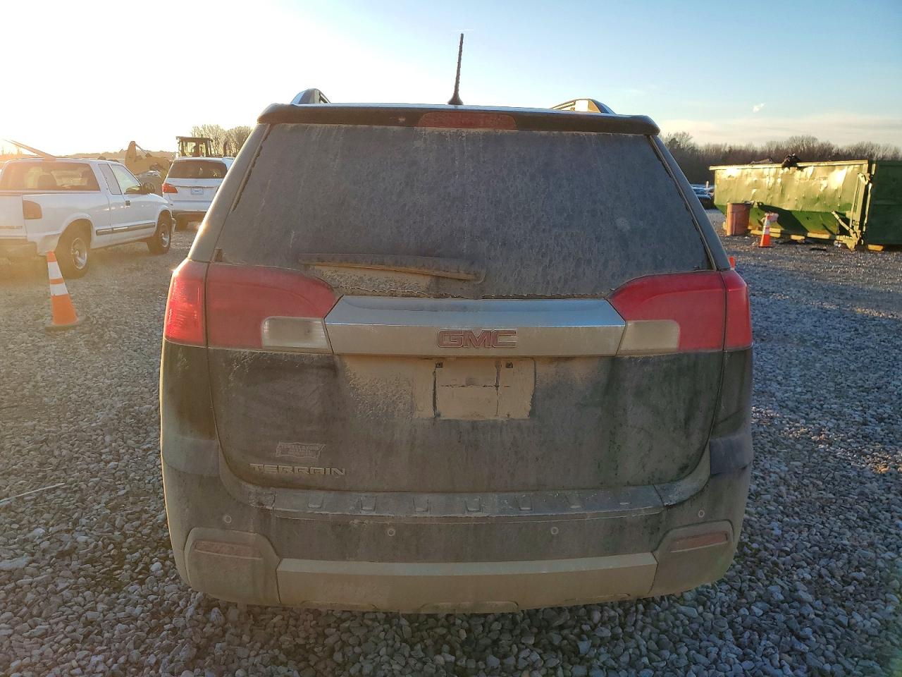 2013 GMC TERRAIN SLT photo 6