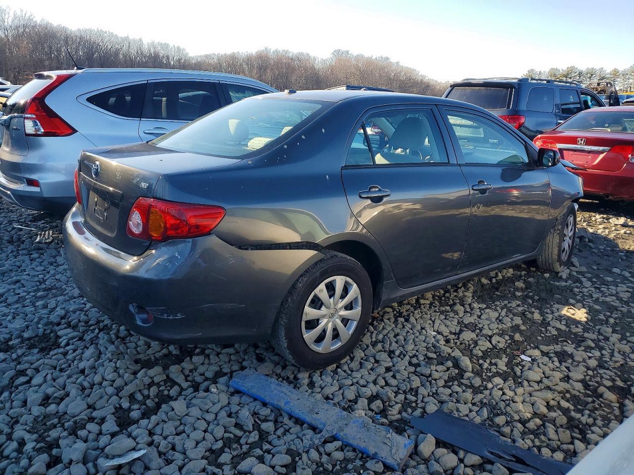 2010 TOYOTA COROLLA BASE photo 3
