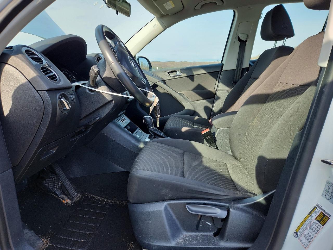 2017 VOLKSWAGEN TIGUAN S photo 13