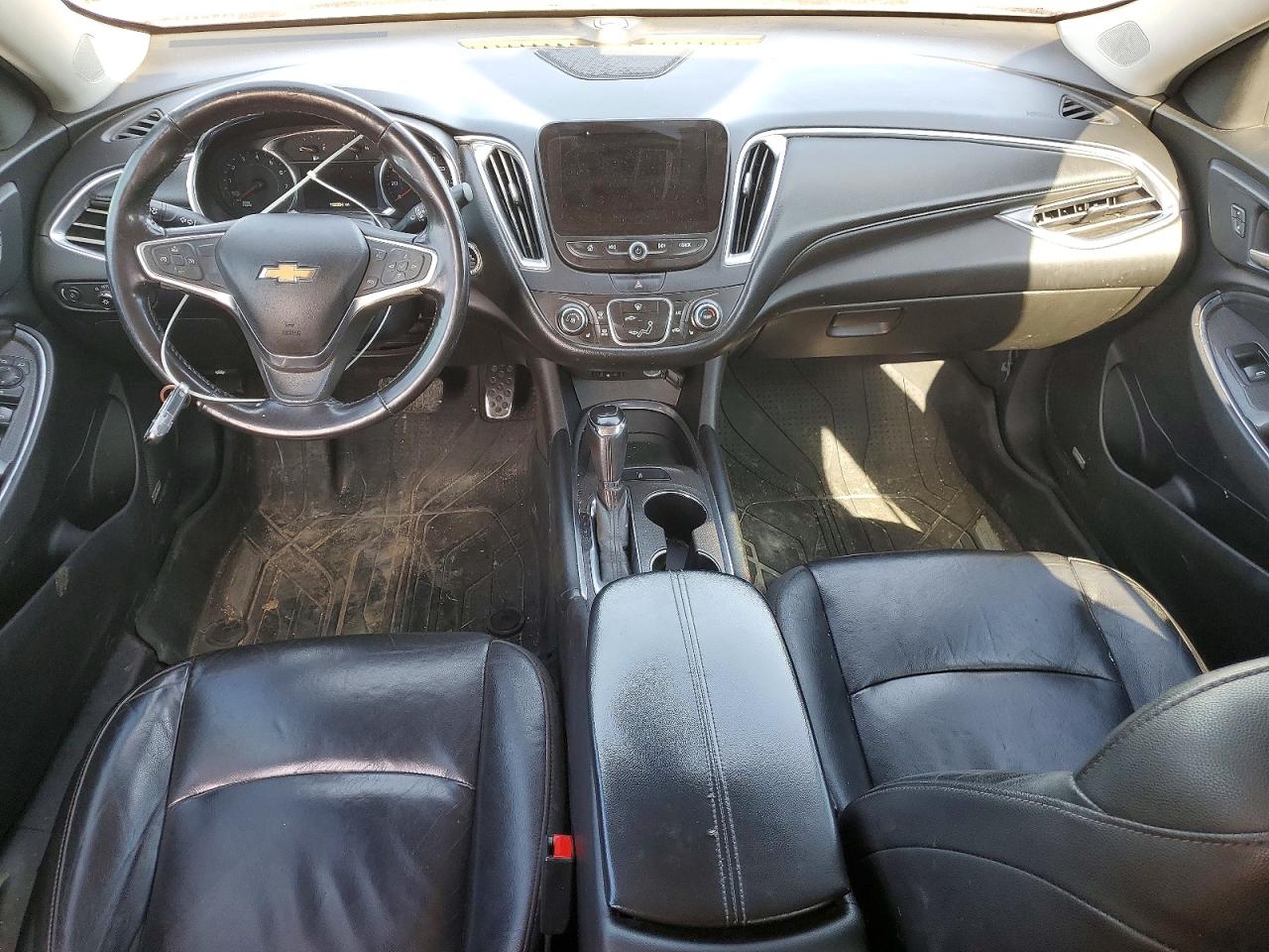 2018 CHEVROLET MALIBU LT photo 8