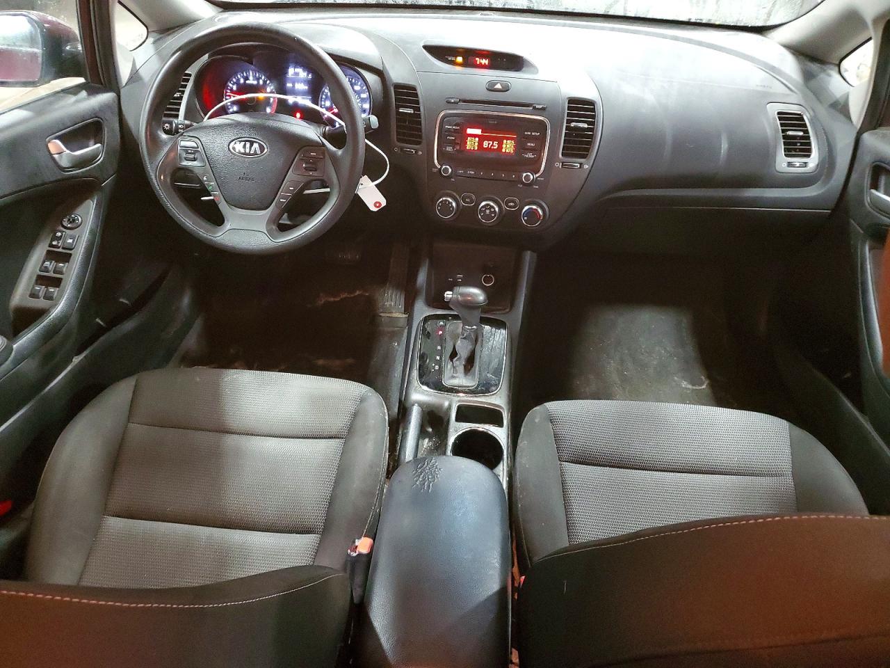 2017 KIA FORTE LX photo 22