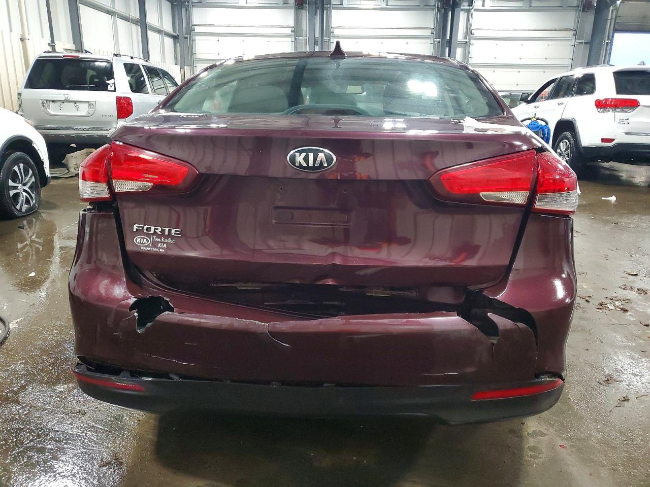 2017 KIA FORTE LX photo 16