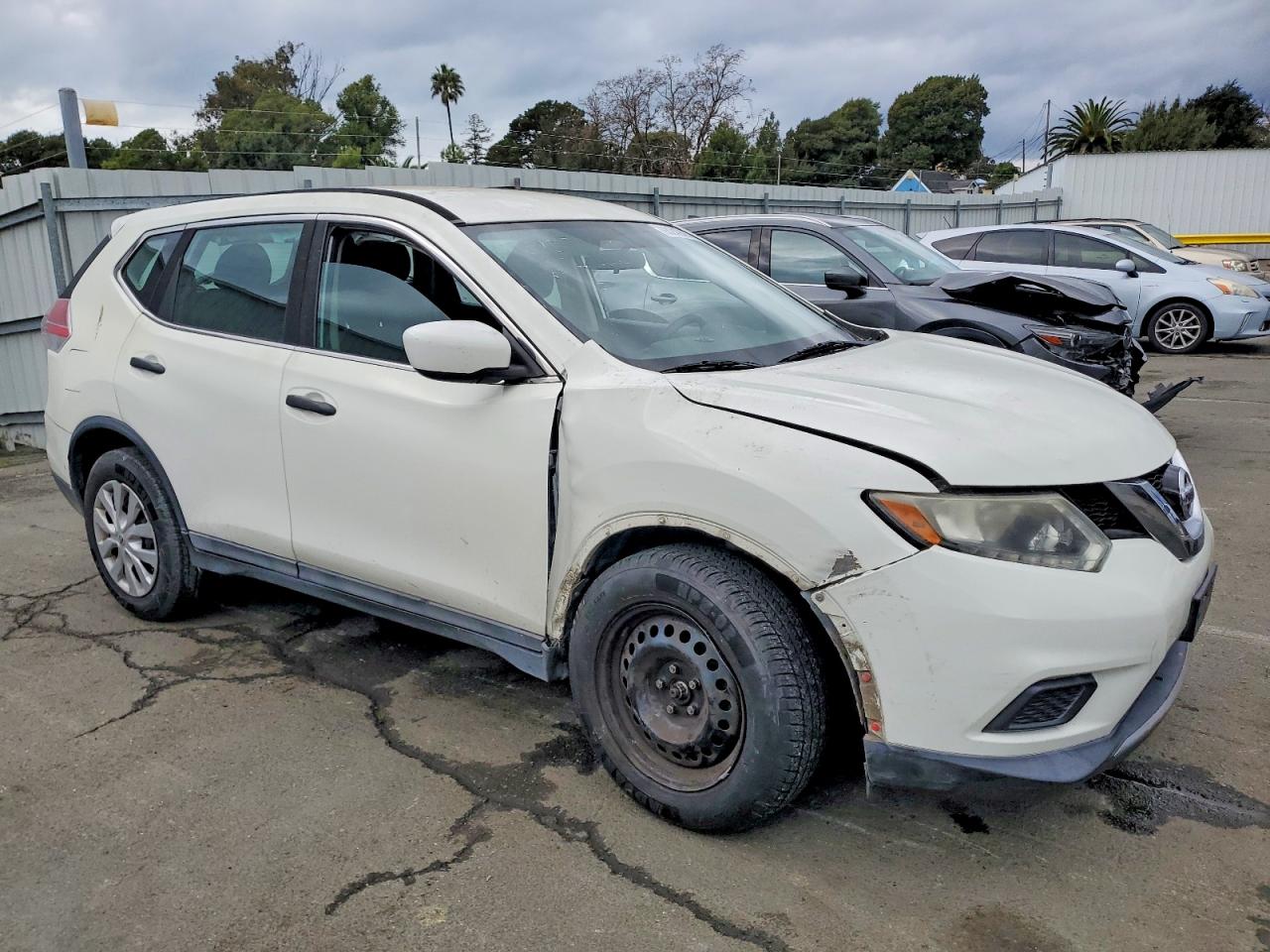 2016 NISSAN ROGUE S photo 4