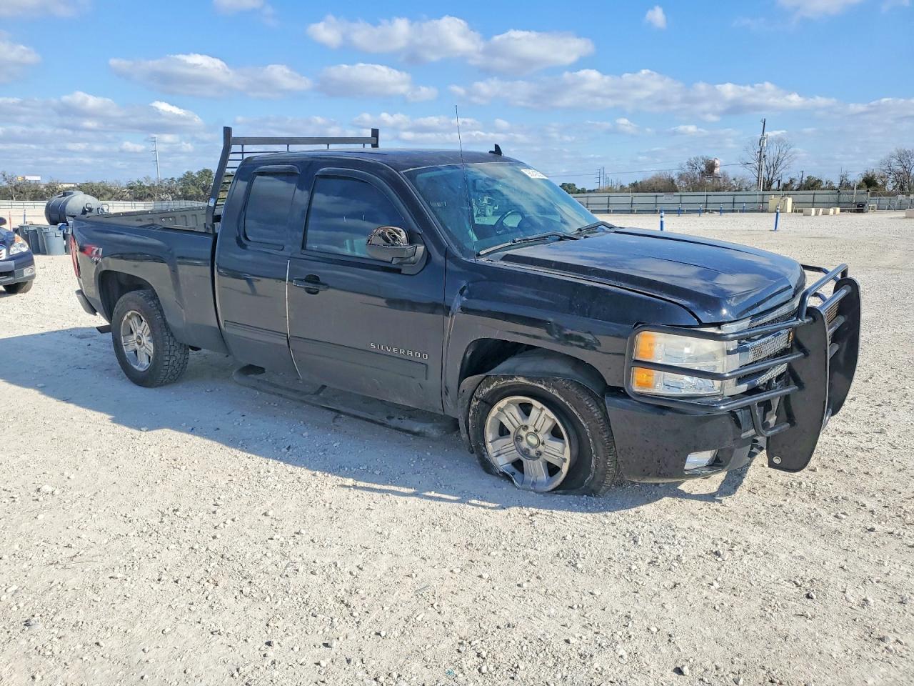 2010 CHEVROLET SILVERADO K1500 LTZ photo 4