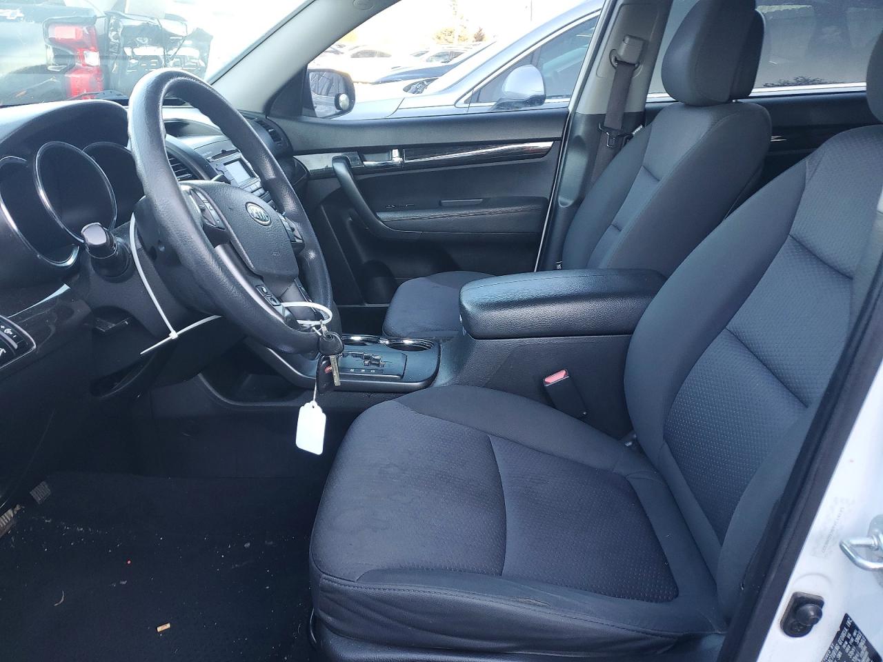 2012 KIA SORENTO BASE photo 7