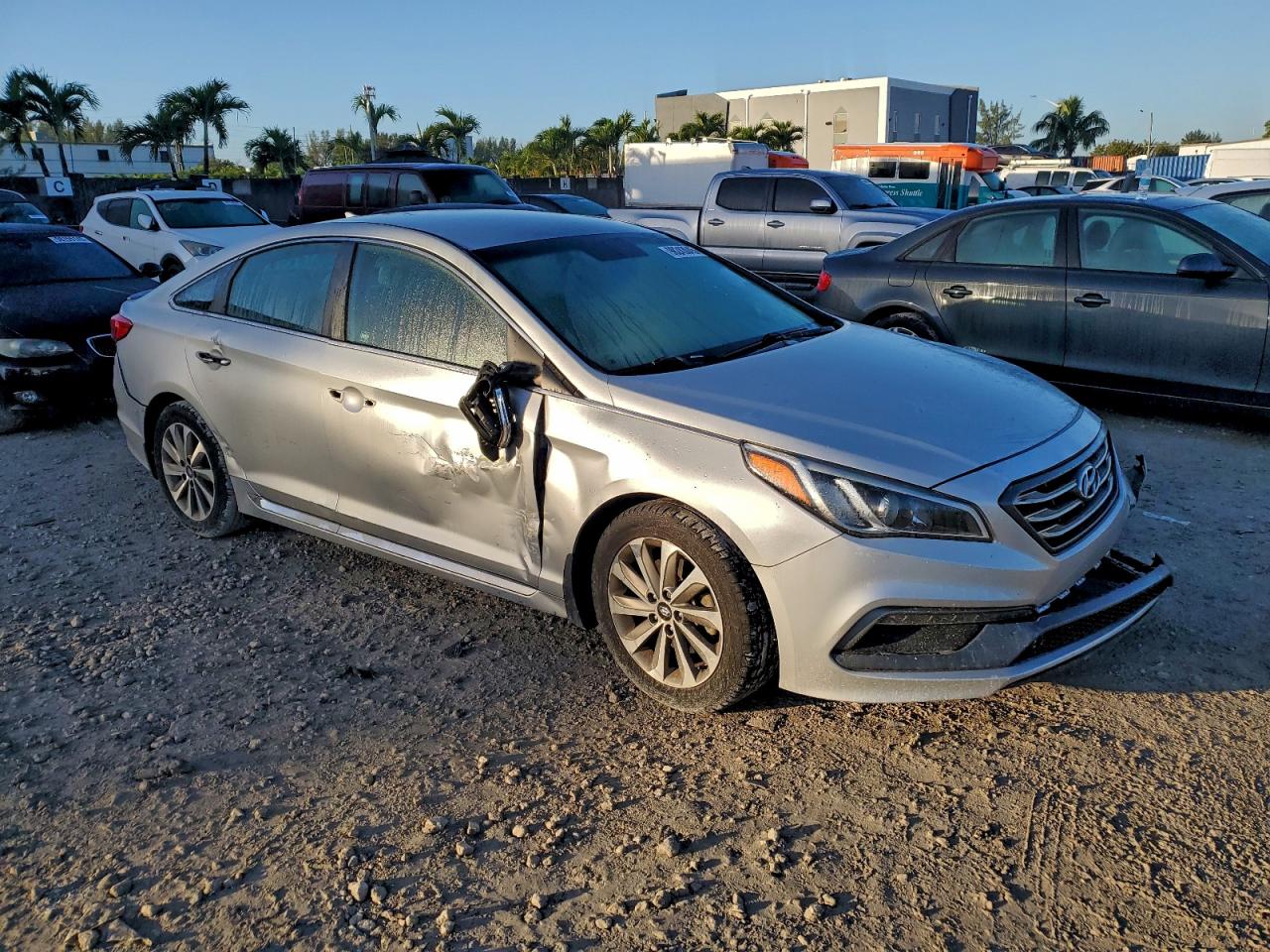 2015 HYUNDAI SONATA SPORT photo 4