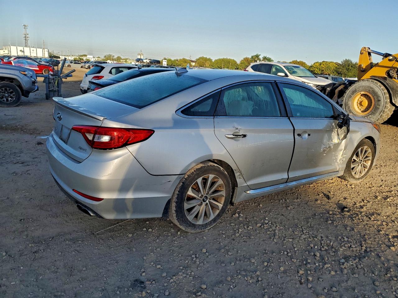 2015 HYUNDAI SONATA SPORT photo 3