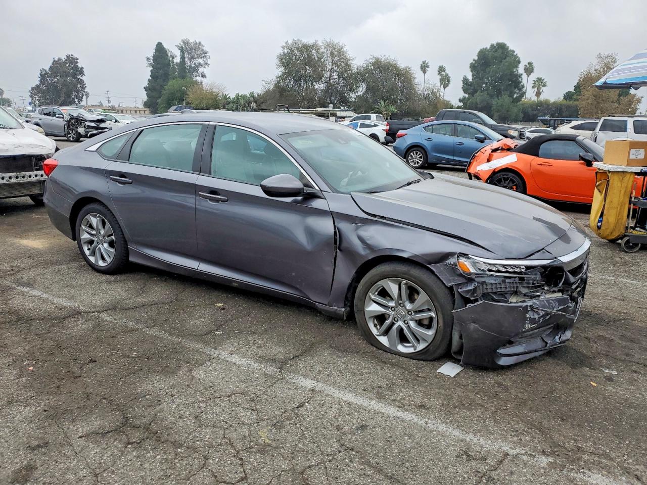2020 HONDA ACCORD LX photo 4