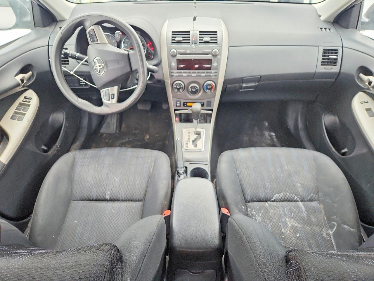 2011 TOYOTA COROLLA BASE photo 8