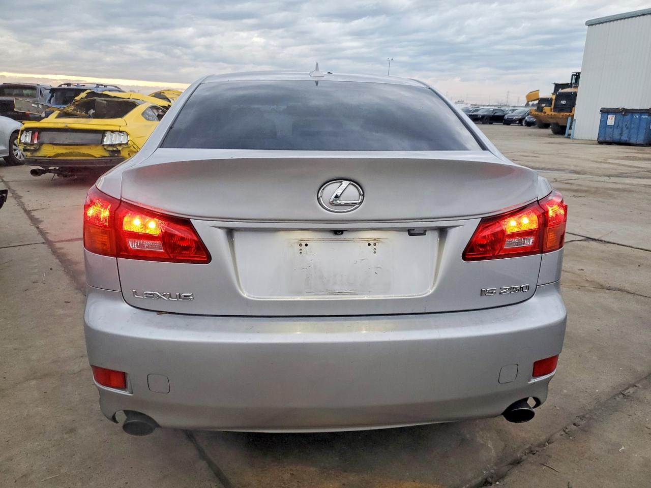 2007 LEXUS IS 250 photo 16
