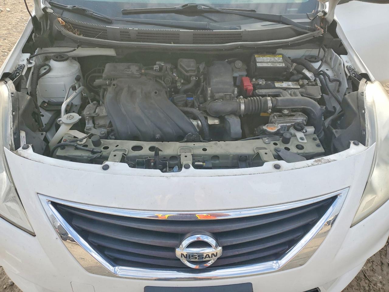 2014 NISSAN VERSA S photo 21