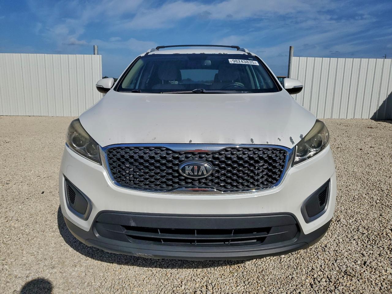 2016 KIA SORENTO LX photo 5