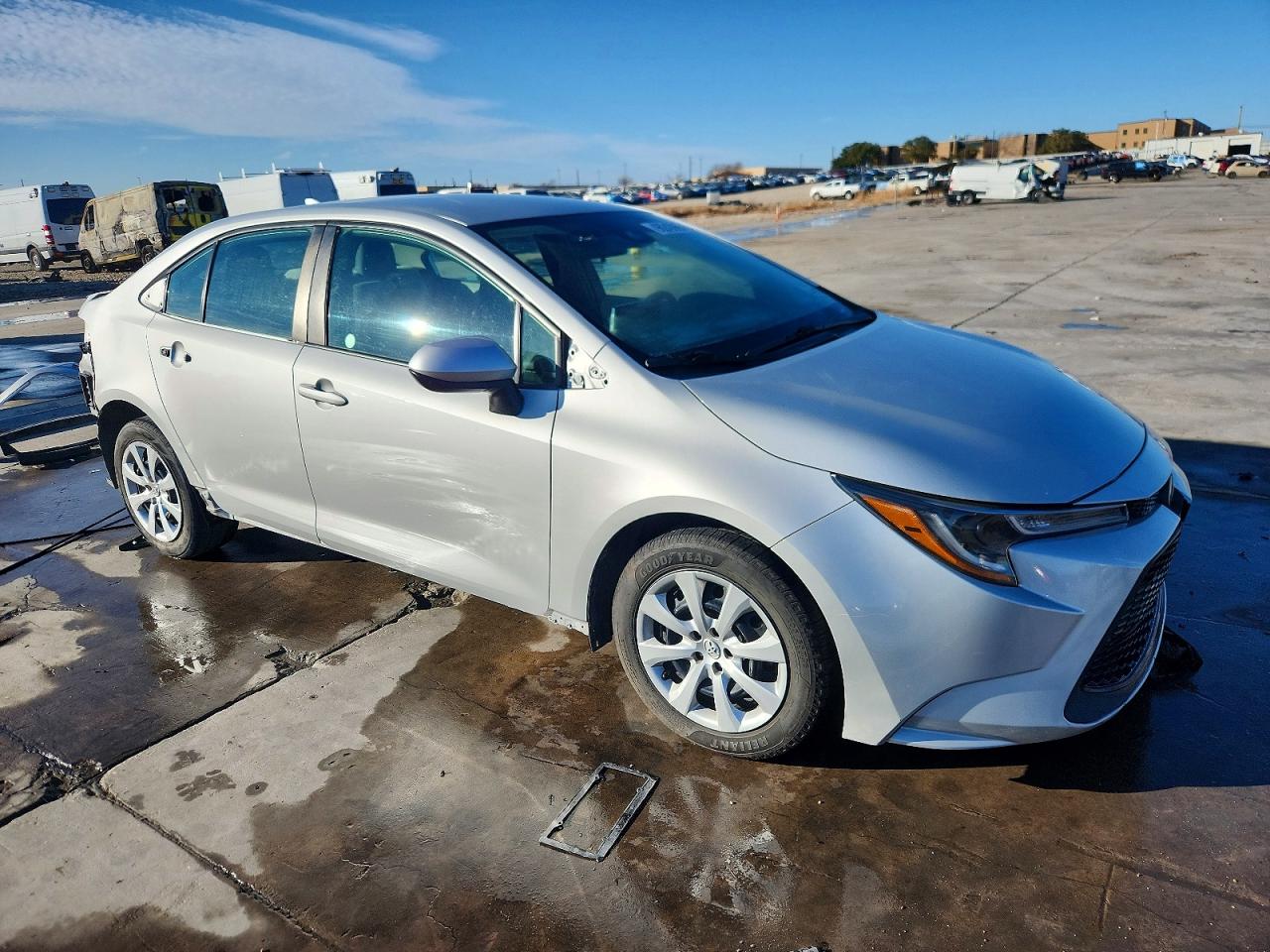 2021 TOYOTA COROLLA LE photo 4