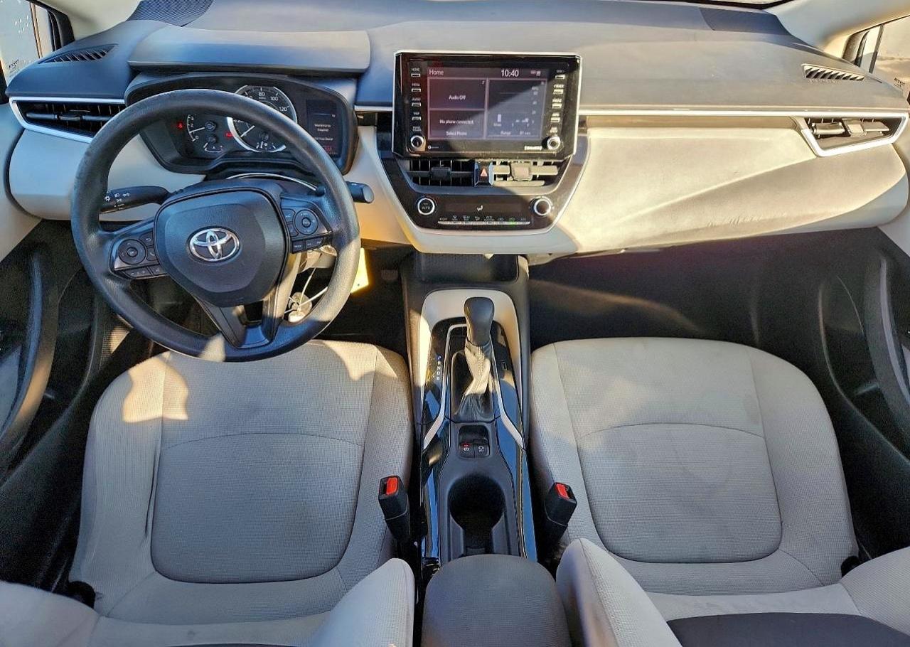 2021 TOYOTA COROLLA LE photo 8