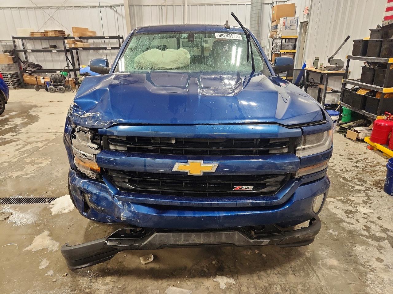 2016 CHEVROLET SILVERADO K1500 LT photo 5
