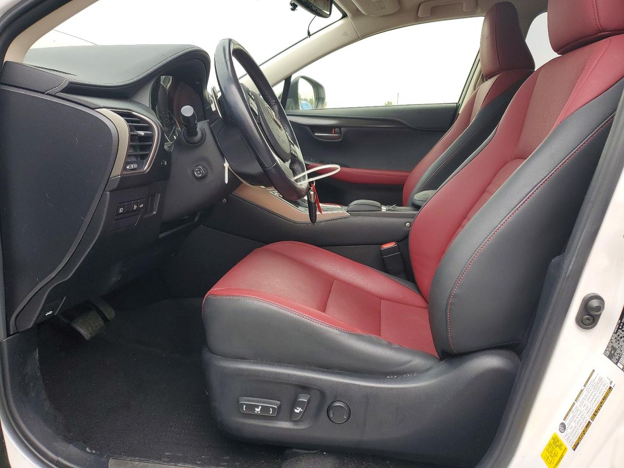 2020 LEXUS NX 300 photo 7