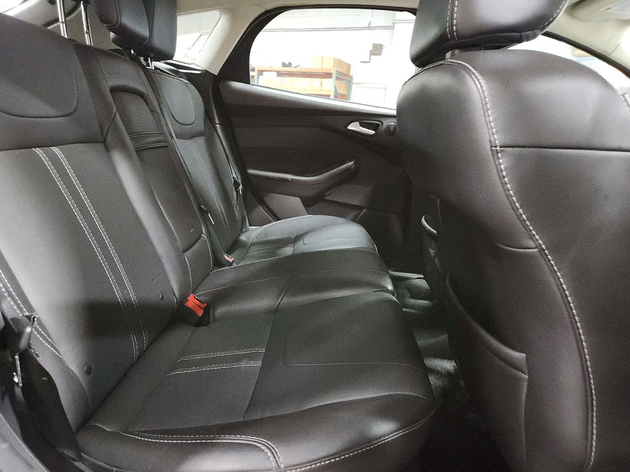 2013 FORD FOCUS TITANIUM photo 10