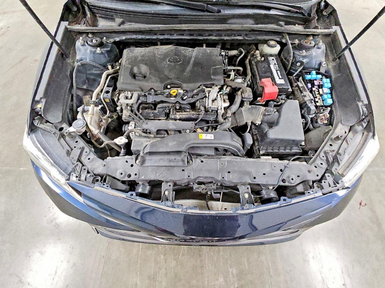 2018 TOYOTA CAMRY L photo 11