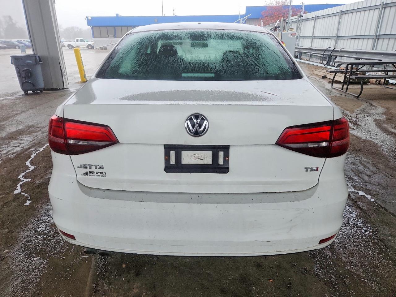 2017 VOLKSWAGEN JETTA S photo 6