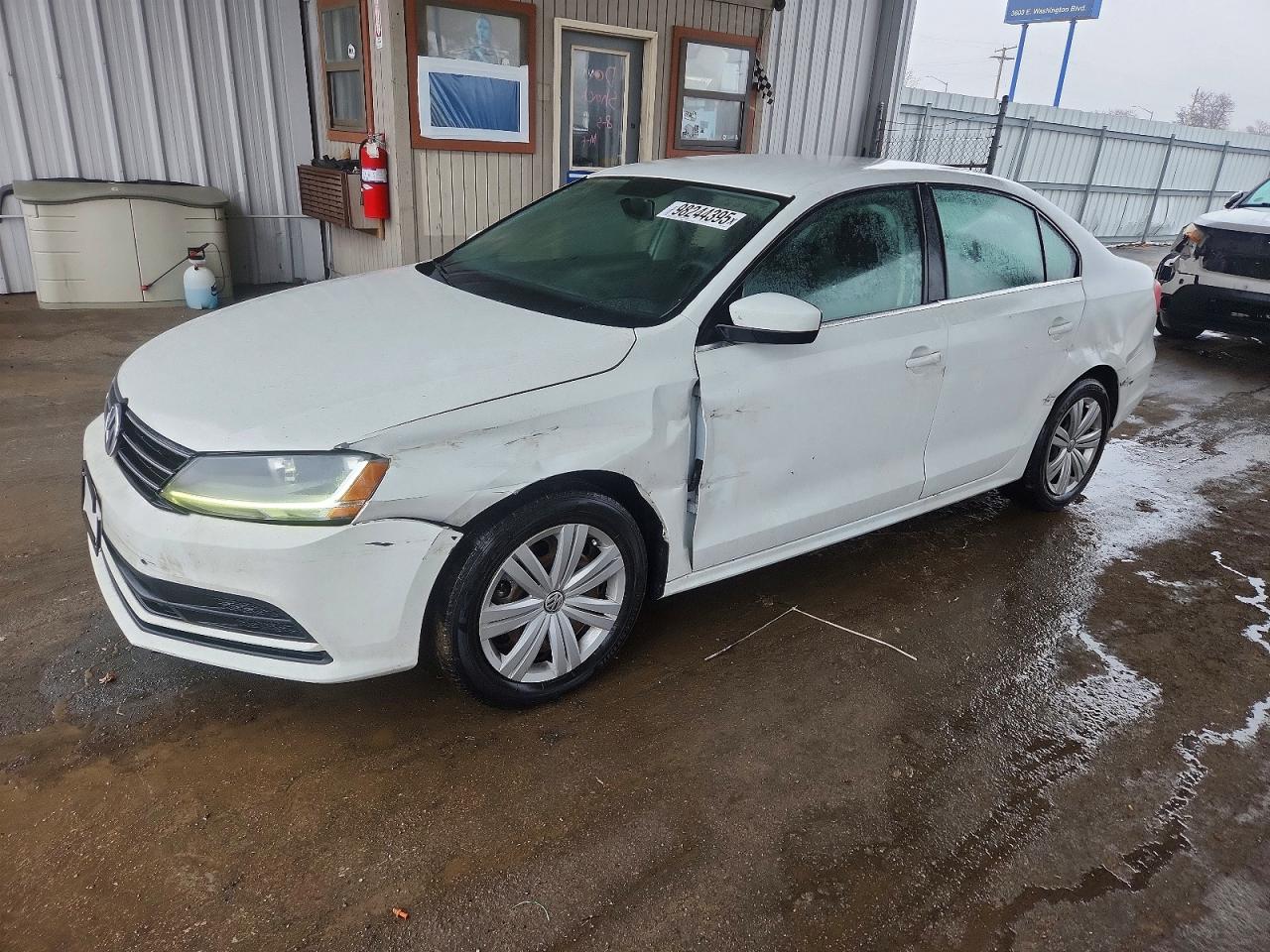 2017 VOLKSWAGEN JETTA