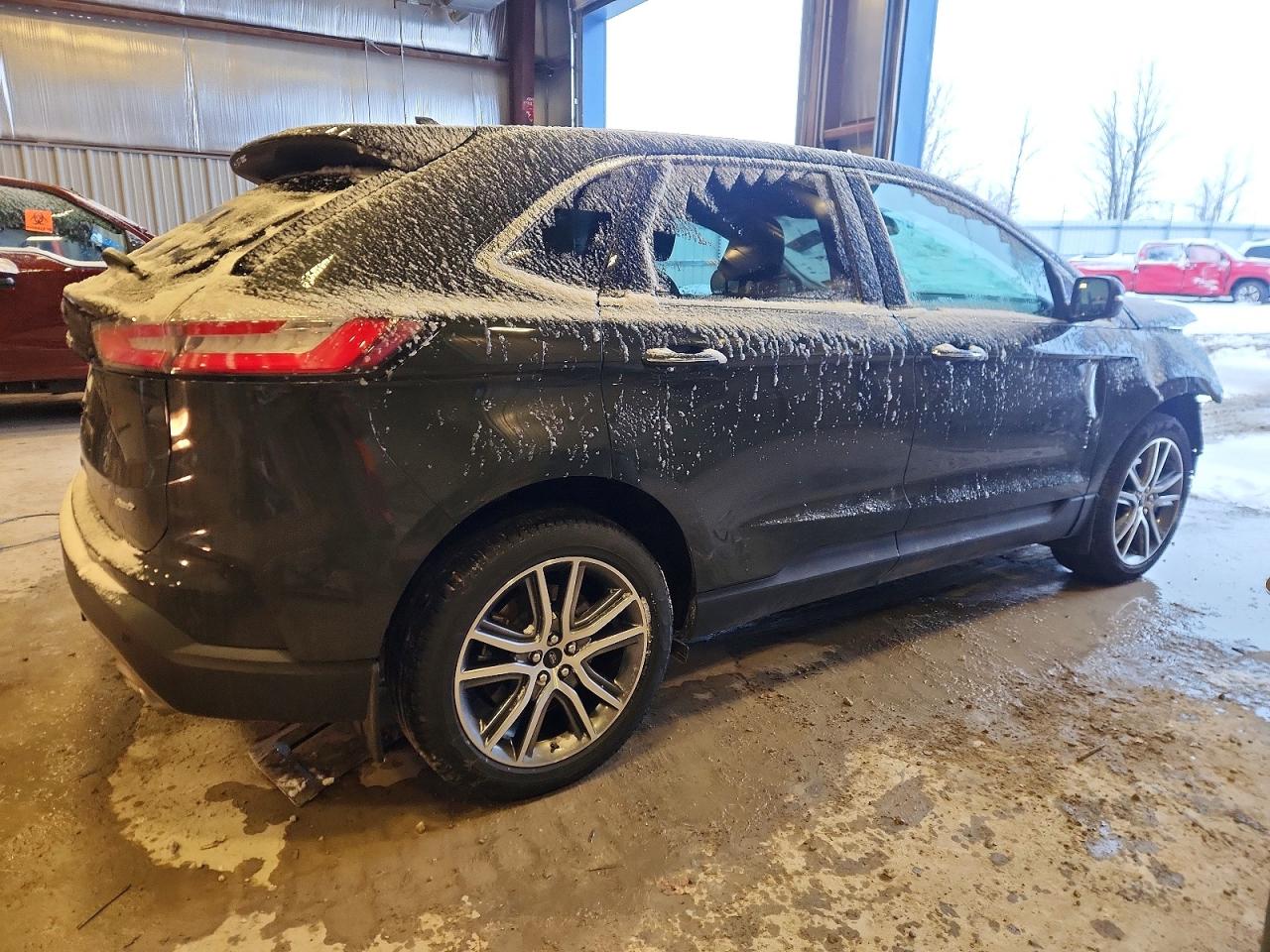 2024 FORD EDGE TITANIUM photo 3