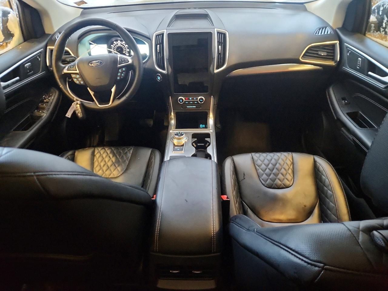 2024 FORD EDGE TITANIUM photo 8
