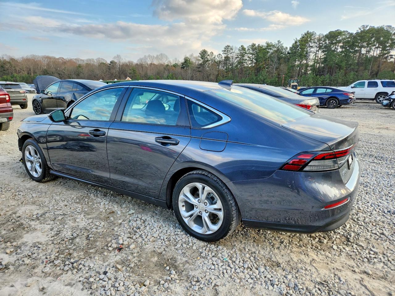 2024 HONDA ACCORD LX photo 4