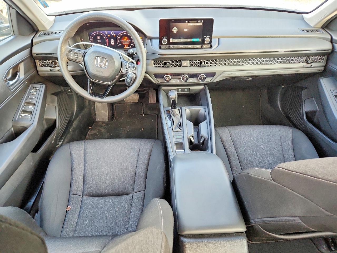 2024 HONDA ACCORD LX photo 22